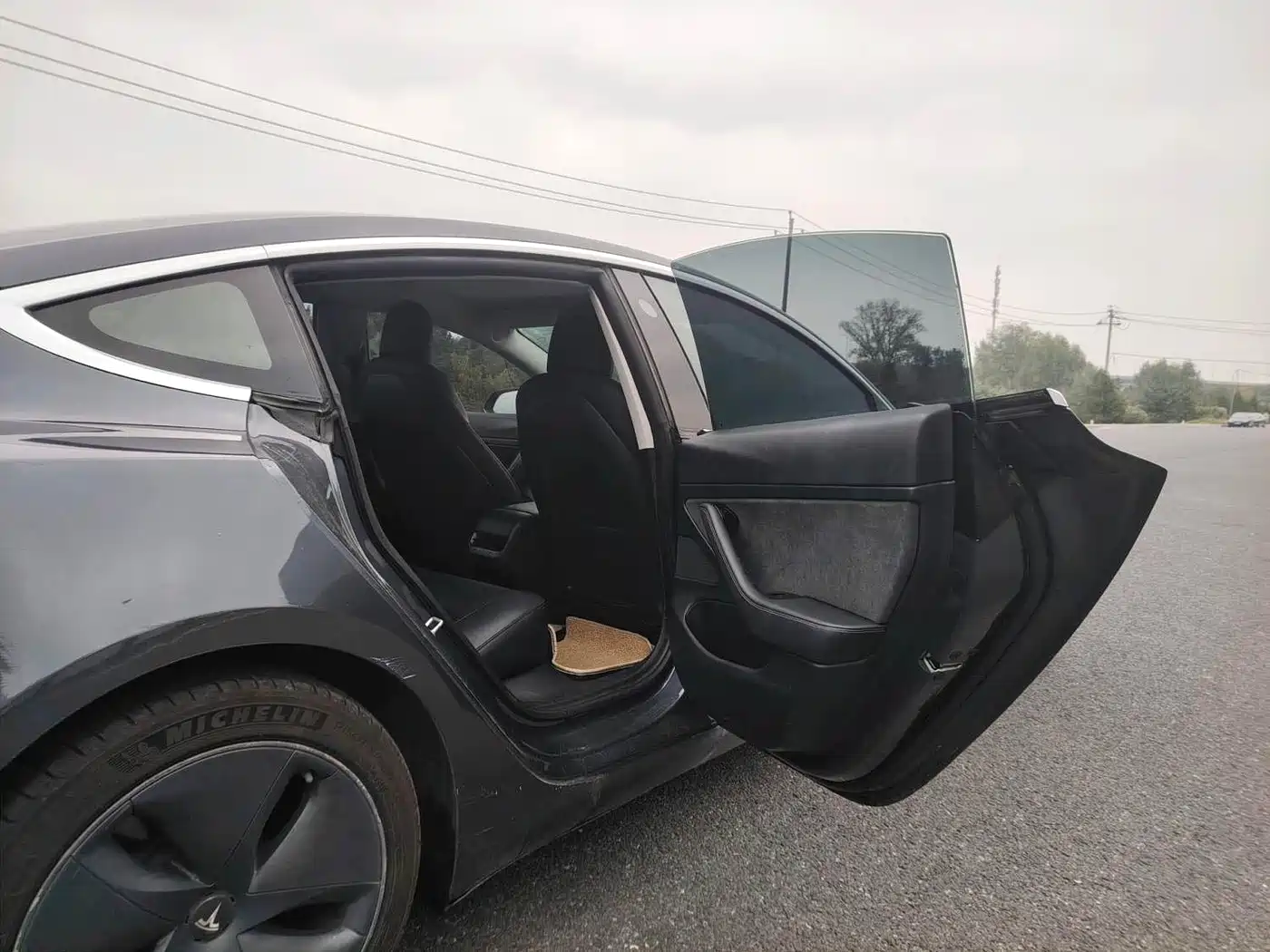 Tesla Model 3 2020 2019 Standard Range Rear-Wheel Drive Upgrade