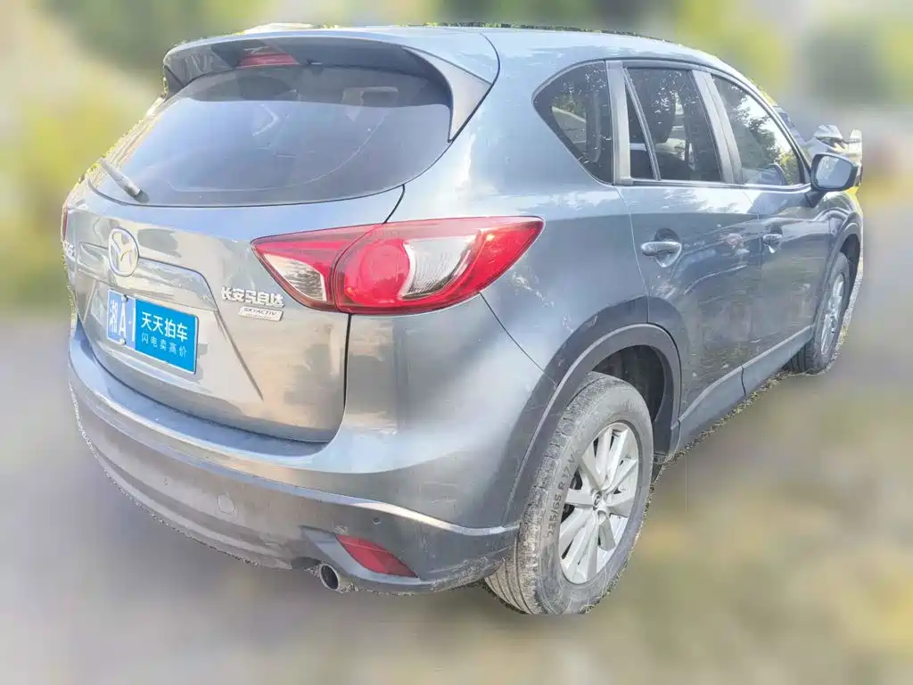 Photo 2 - Mazda CX-5
