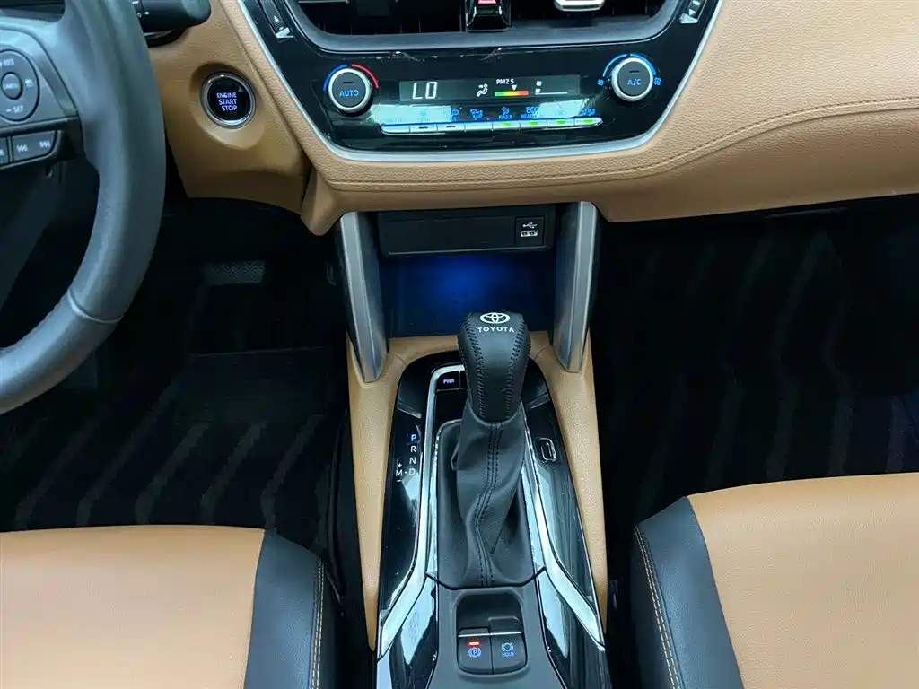 Toyota Corolla Cross 2022 2.0L Flagship Edition фото 5
