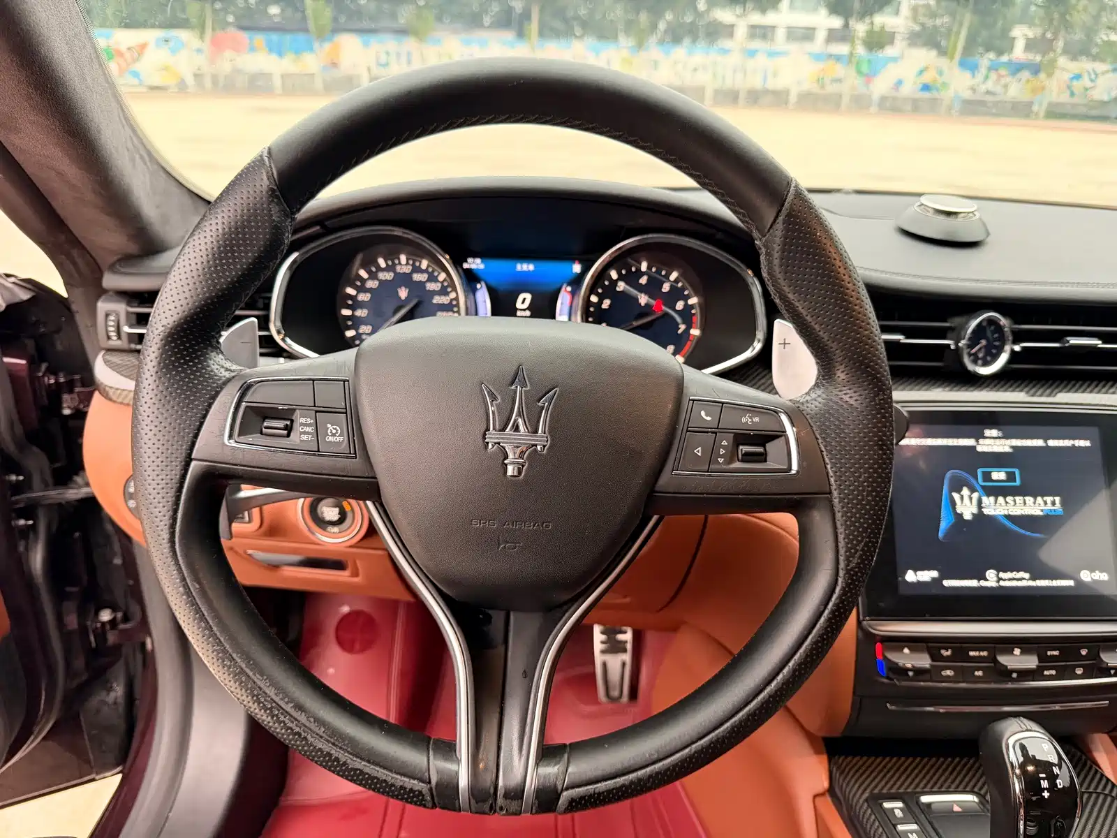 Фото 9 - Maserati Quattroporte