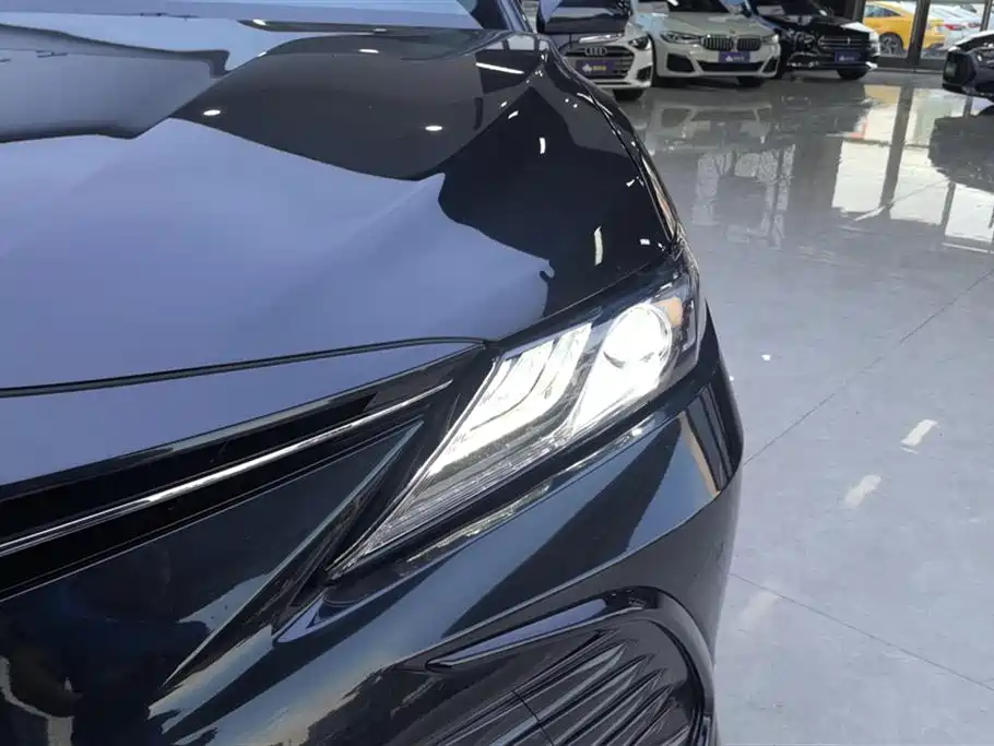 Toyota Camry 2021 2.0G Luxury Edition фото 5