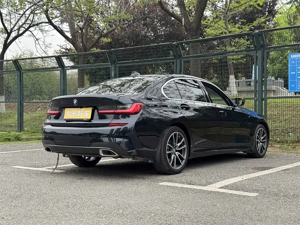 BMW 3 Series 2021 320Li M Sport Package фото 4