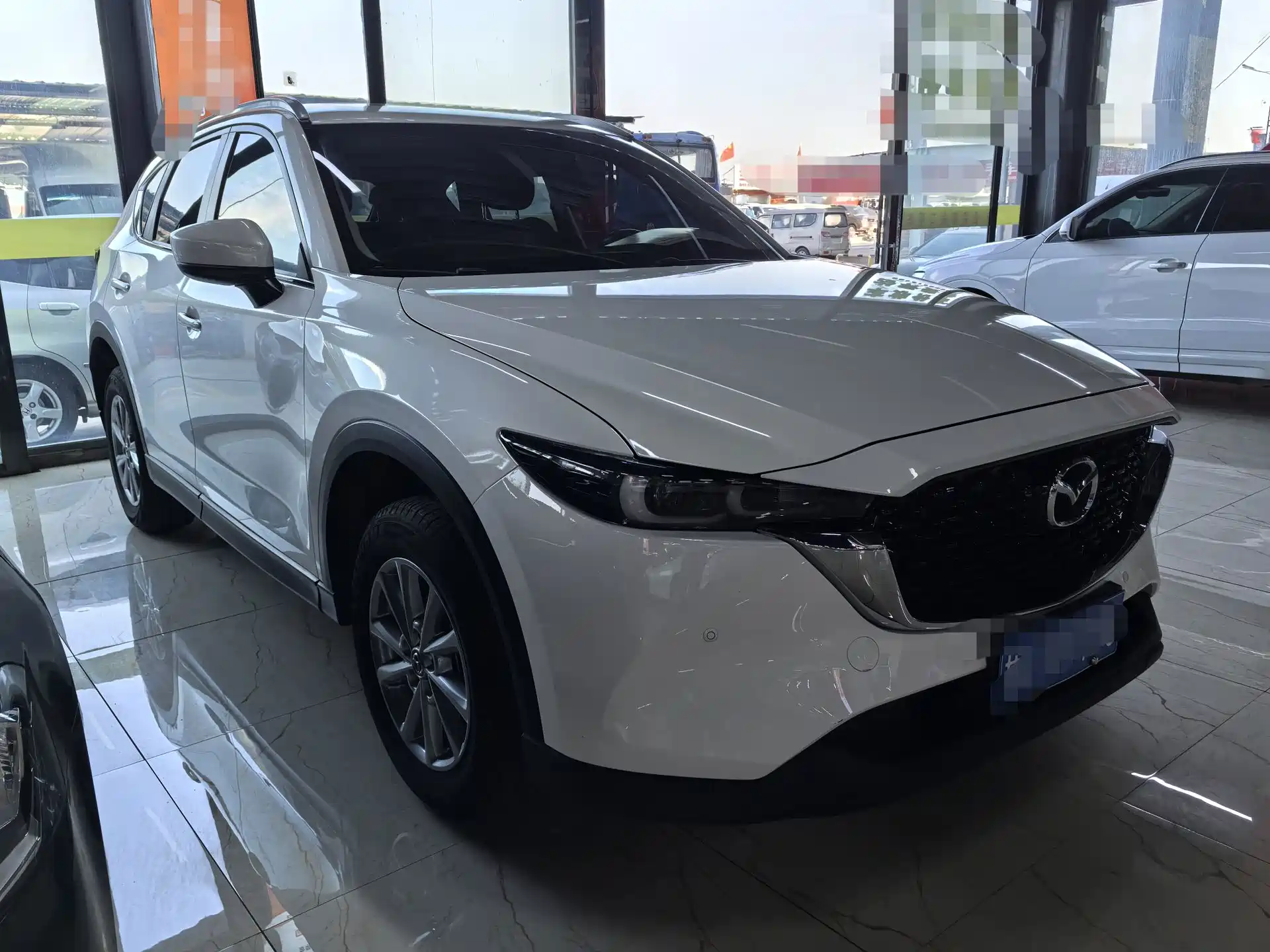 Фото 3 - Mazda CX-5