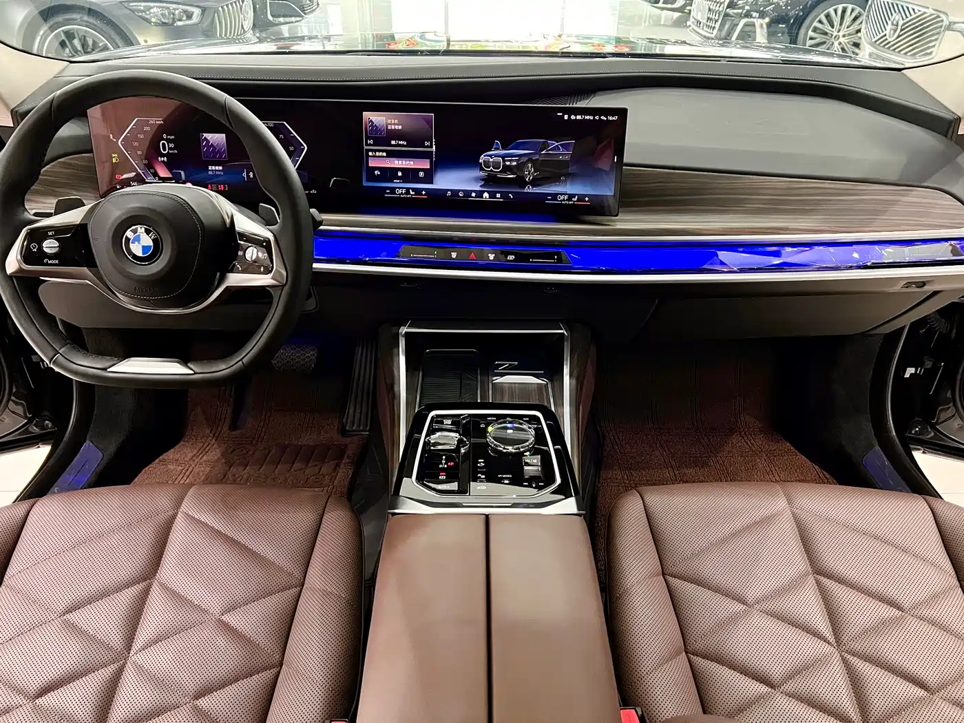 BMW 7-SERIES