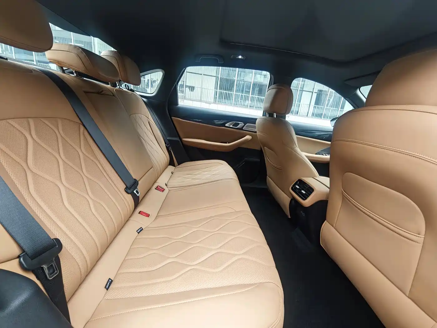 Geely Galaxy Galaxy A7 2025 EM-i фото 6