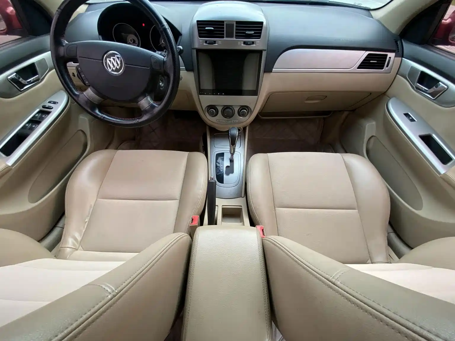 Фото 17 - Buick Excelle