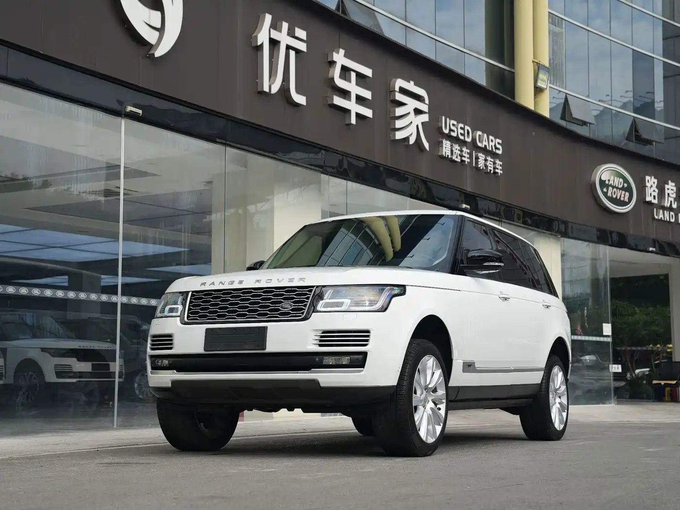 Land Rover Range Rover 2015 — пригон из Китая