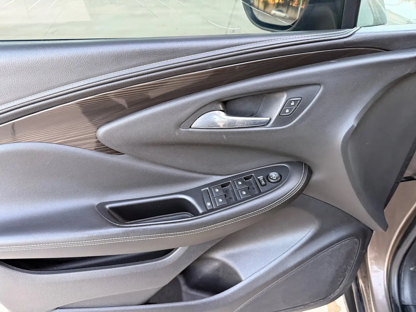 Фото 6 - Buick Envision Plus