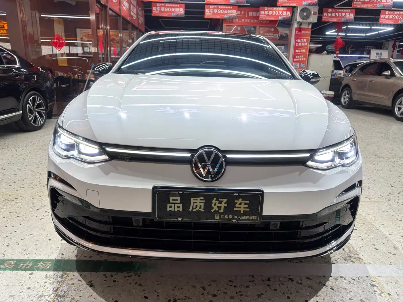 Volkswagen Golf 2023 280TSI DSG R-Line Lite фото 2
