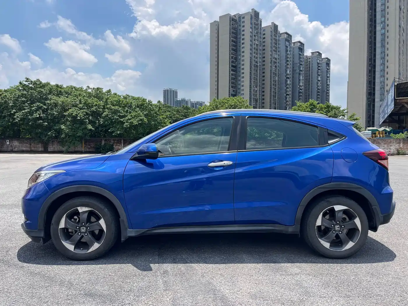 Honda Vezel 2015 2015 1.8L CVT FWD Luxury