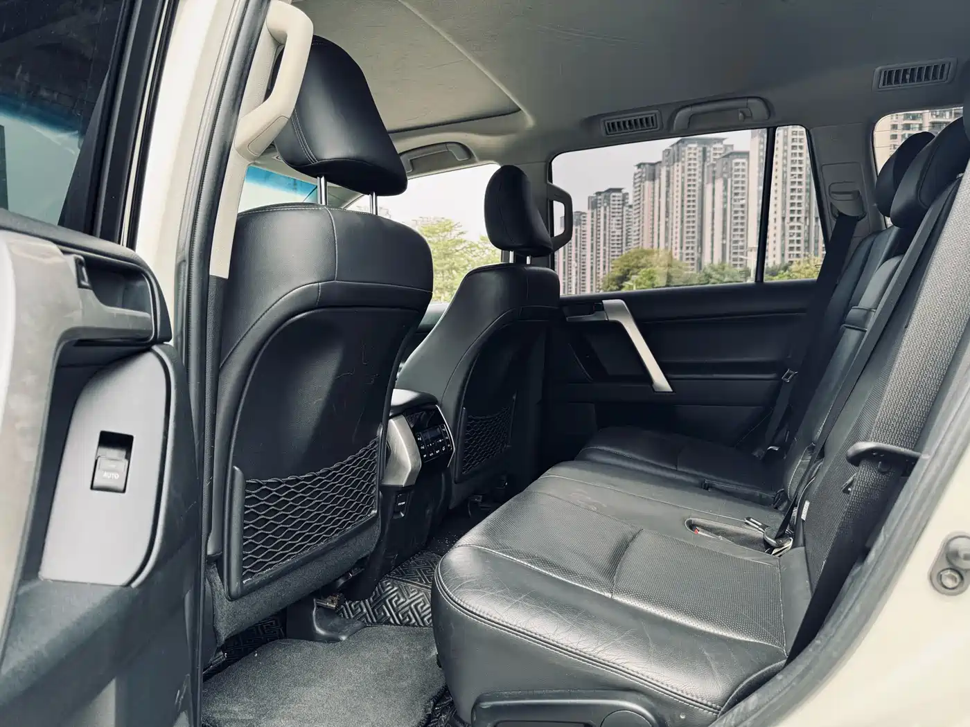 Toyota Prado 2019 3.5L Automatic TX-L Zunxiang Edition with Rear-mounted Spare Tire фото 7