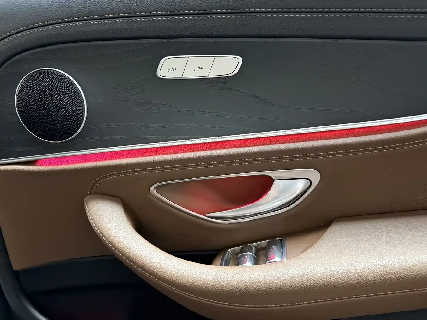 Mercedes-Benz E-Class 2021 E 260 L Sport 4MATIC фото 12