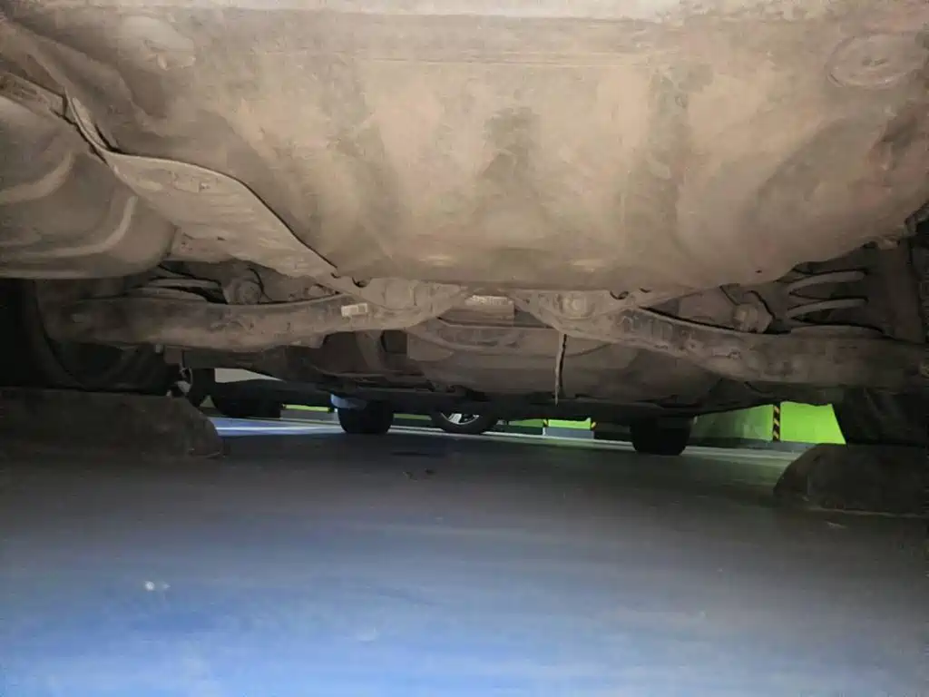 صورة 10 - Volkswagen Lamando
