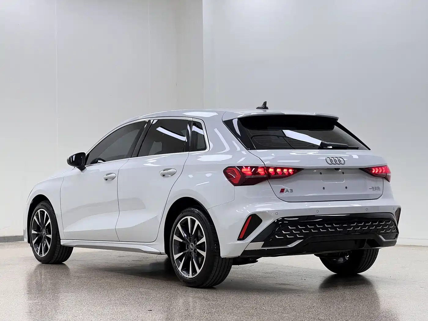 Фото 6 - Audi A3