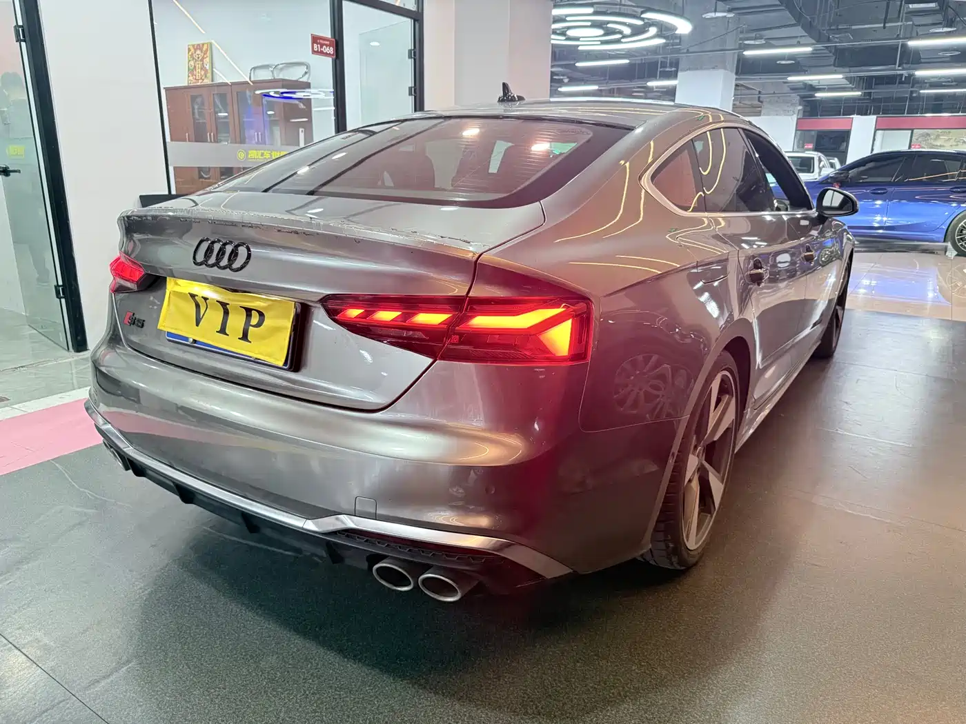 AUDI S5