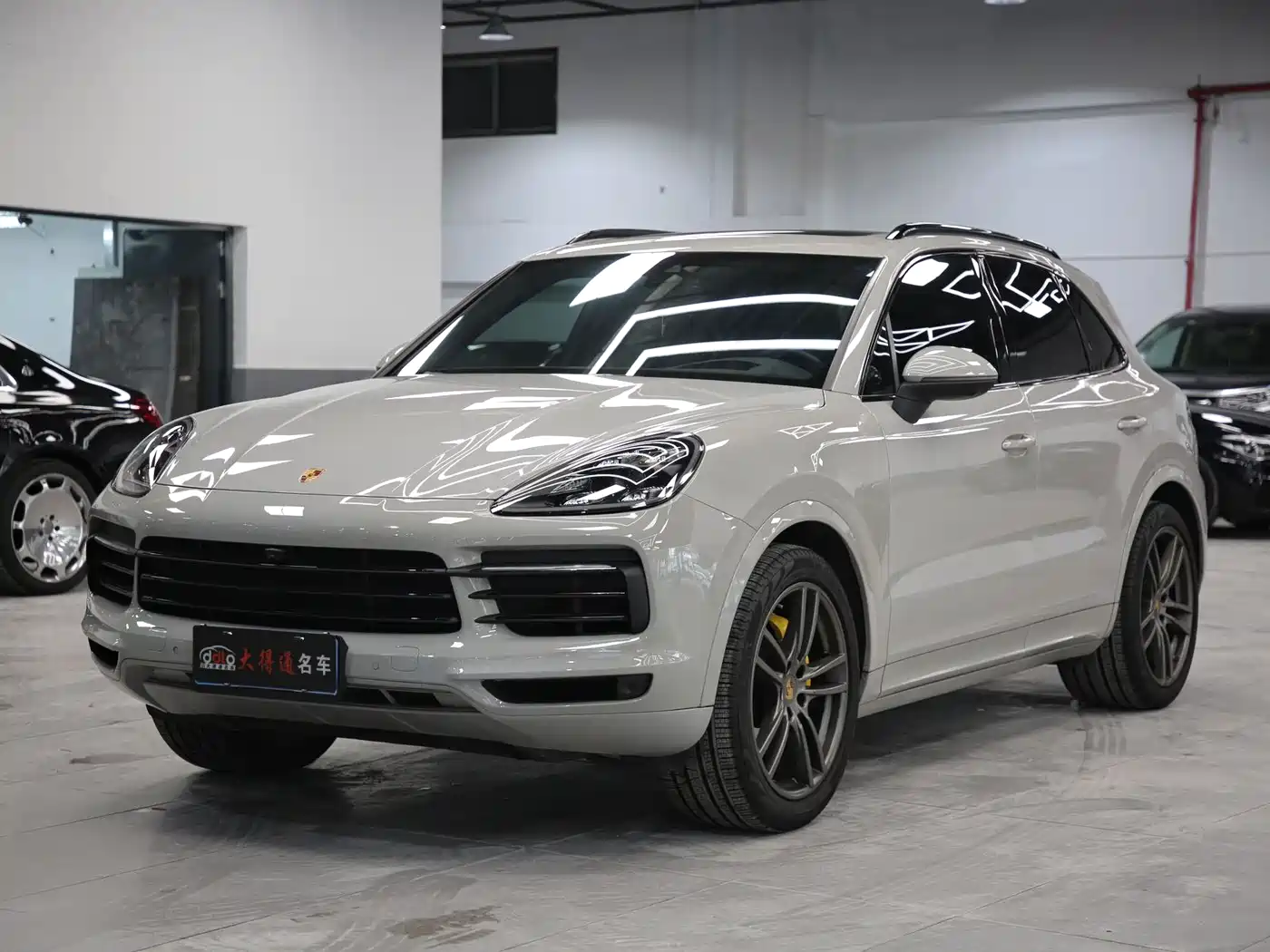 PORSCHE CAYENNE