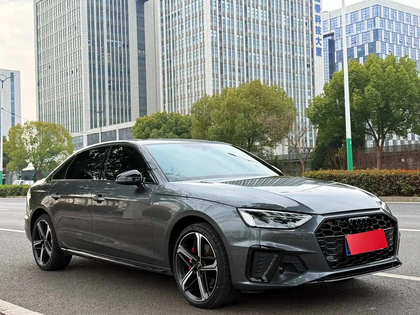 Audi A4L 2024 40 TFSI Luxury Dynamic фото 3