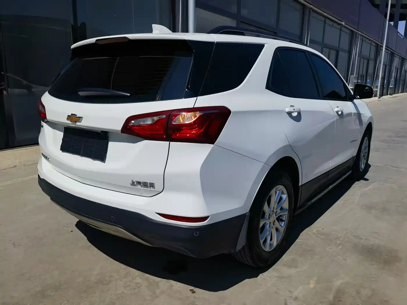 Chevrolet Equinox 2018 535T Automatic Galloping Edition фото 6