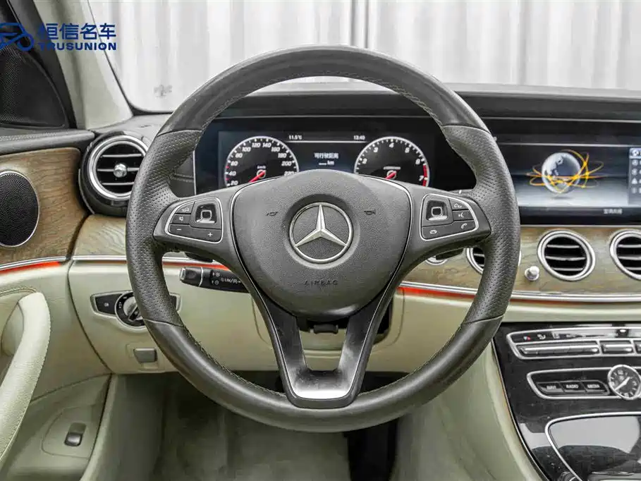 Mercedes-Benz E-Class 2018 E 200 L фото 17