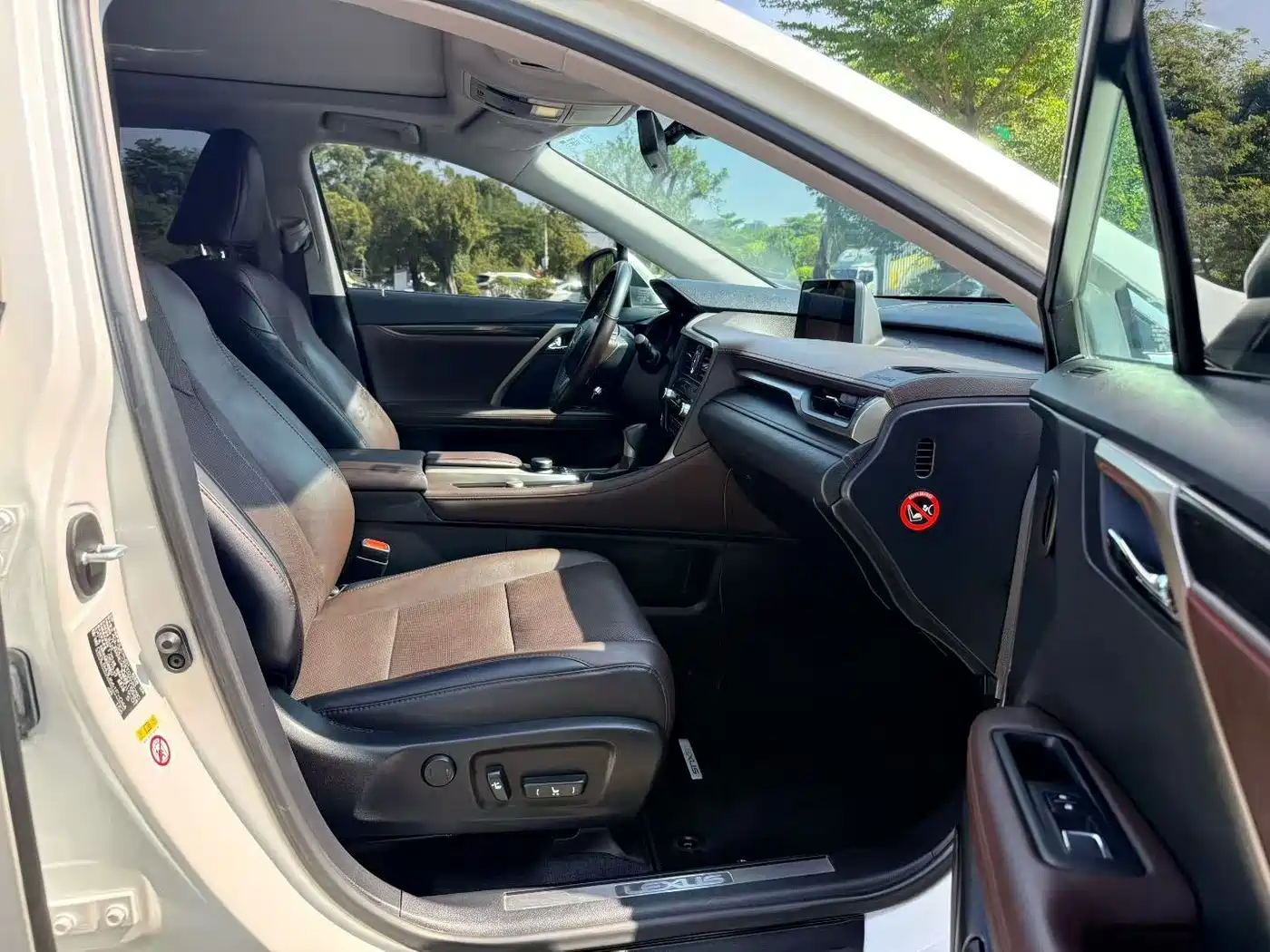 Lexus RX 2016 300 4WD Elegance Edition (China V) фото 7