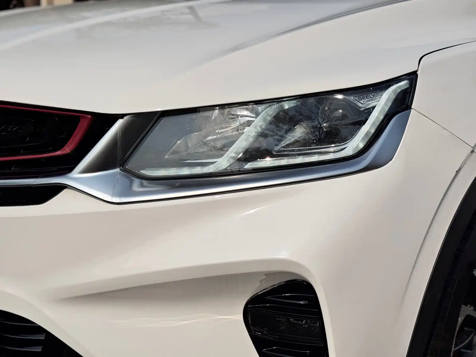 Фото 23 - Geely Coolray