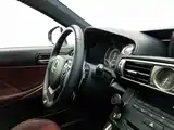 Фото 22 - Lexus IS
