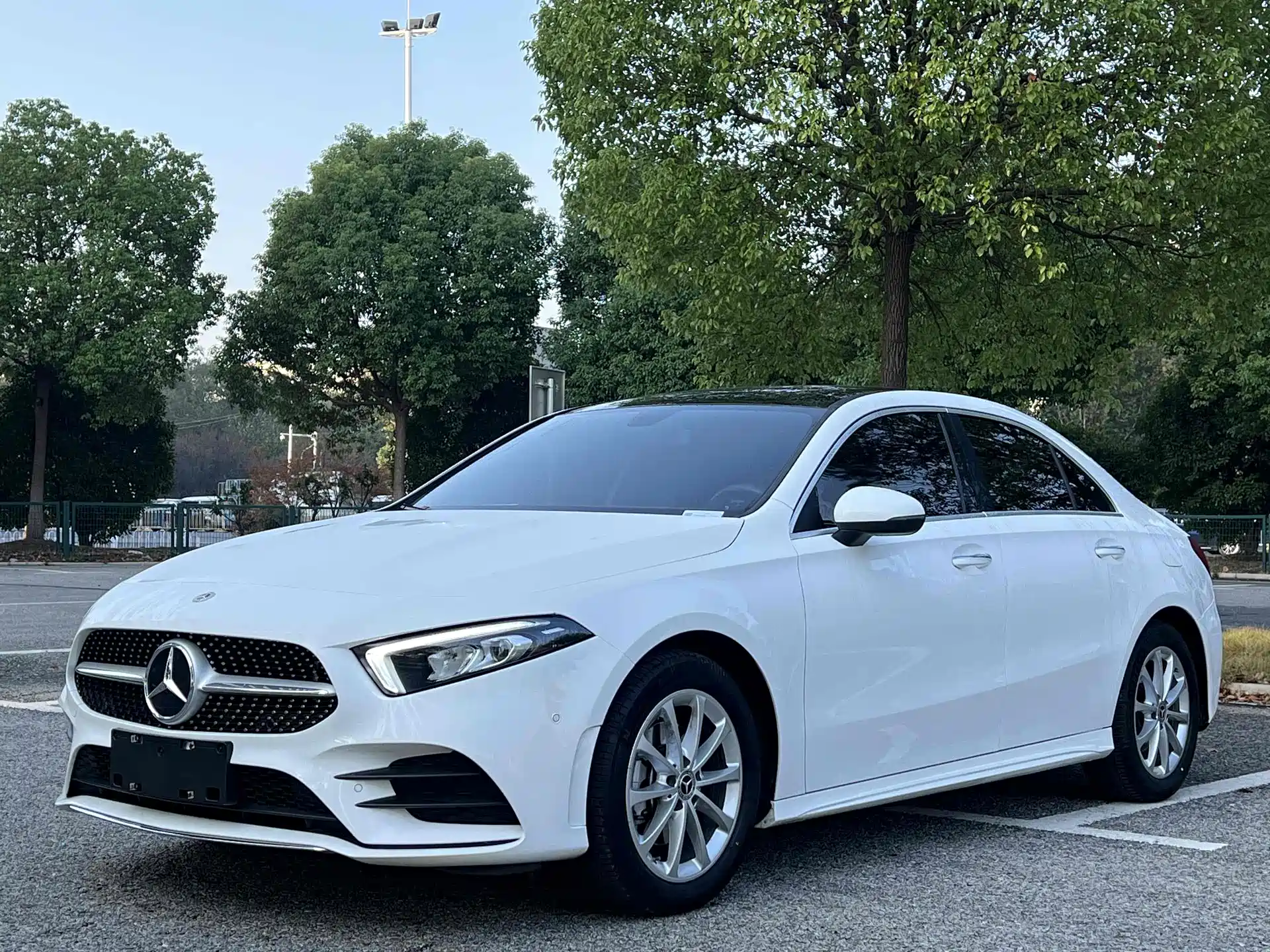 Фото 1 - Mercedes-Benz A-Class