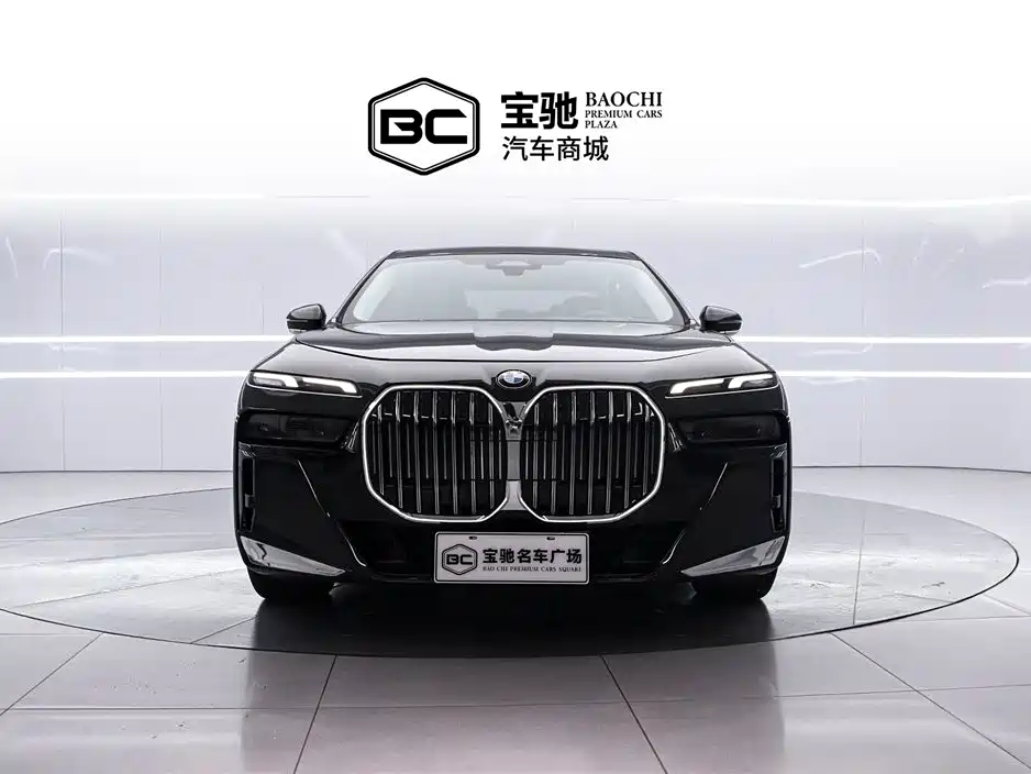 BMW 7 Series 2023 Model 735Li M Sport Package фото 2