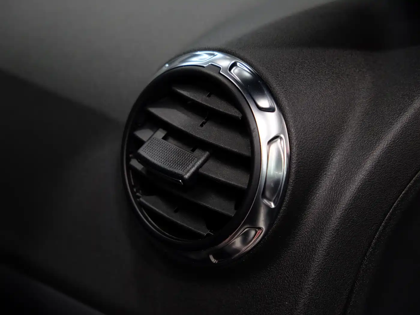 Audi TT 2008 Model TT Coupe 2.0TFSI фото 14