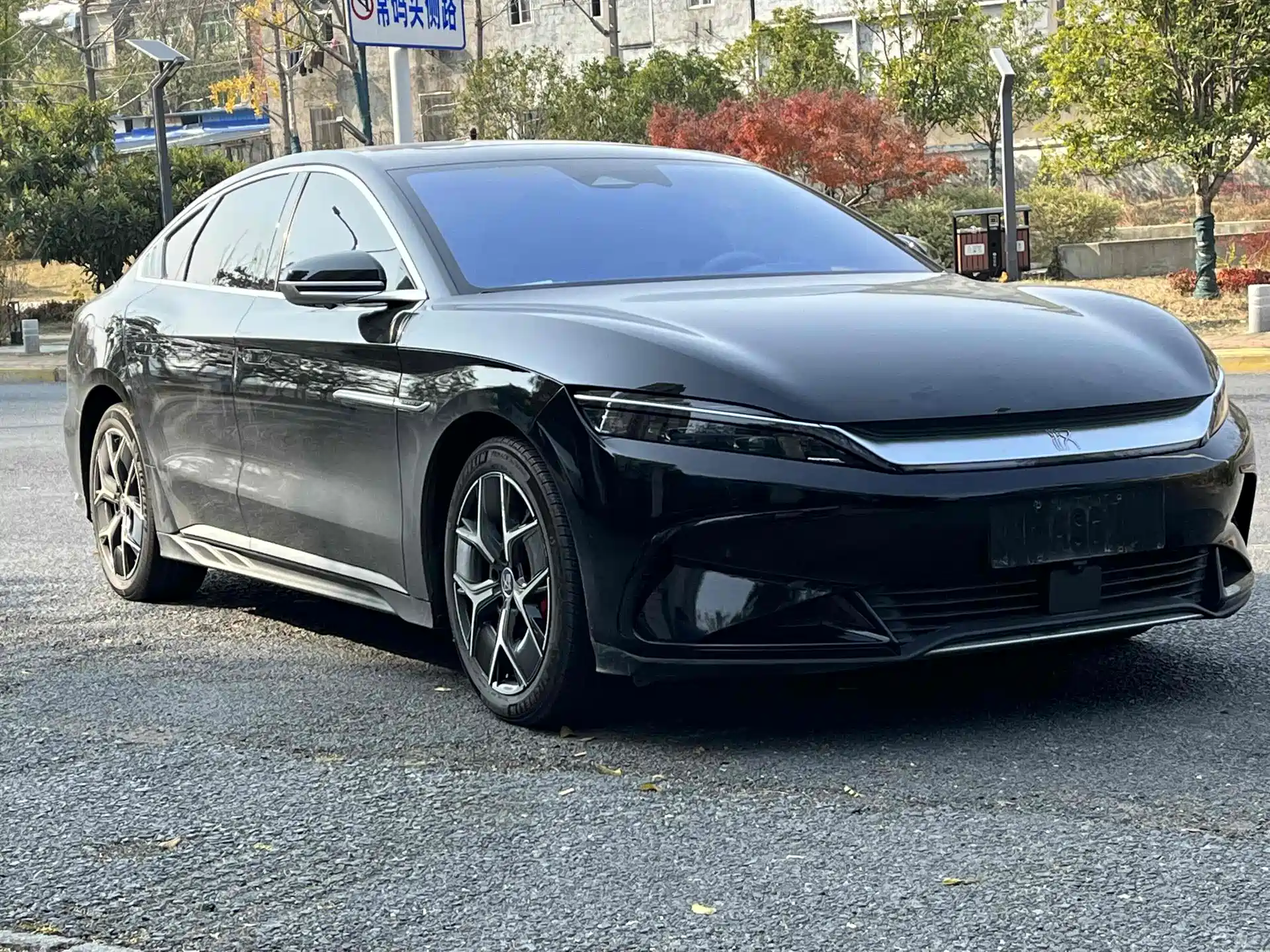 Фото 3 - BYD Han