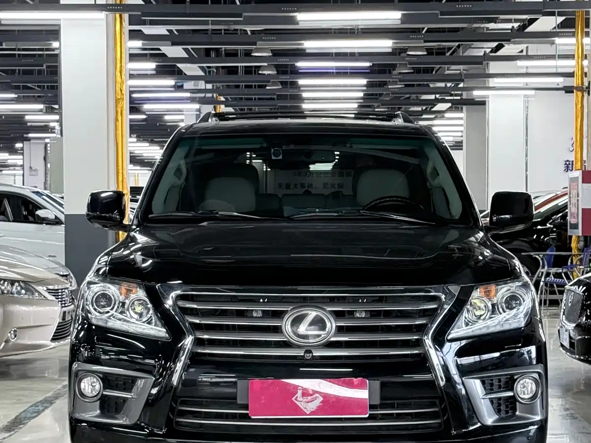 Lexus LX 2009 570 фото 2
