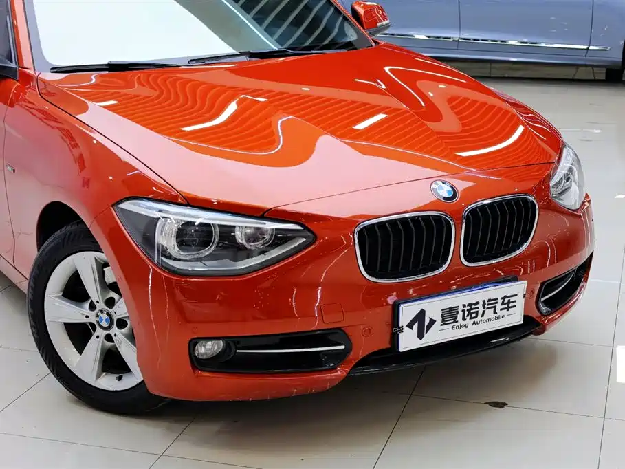 BMW 1 Series (Import) 2013 Facelift 118i Sport Model фото 11