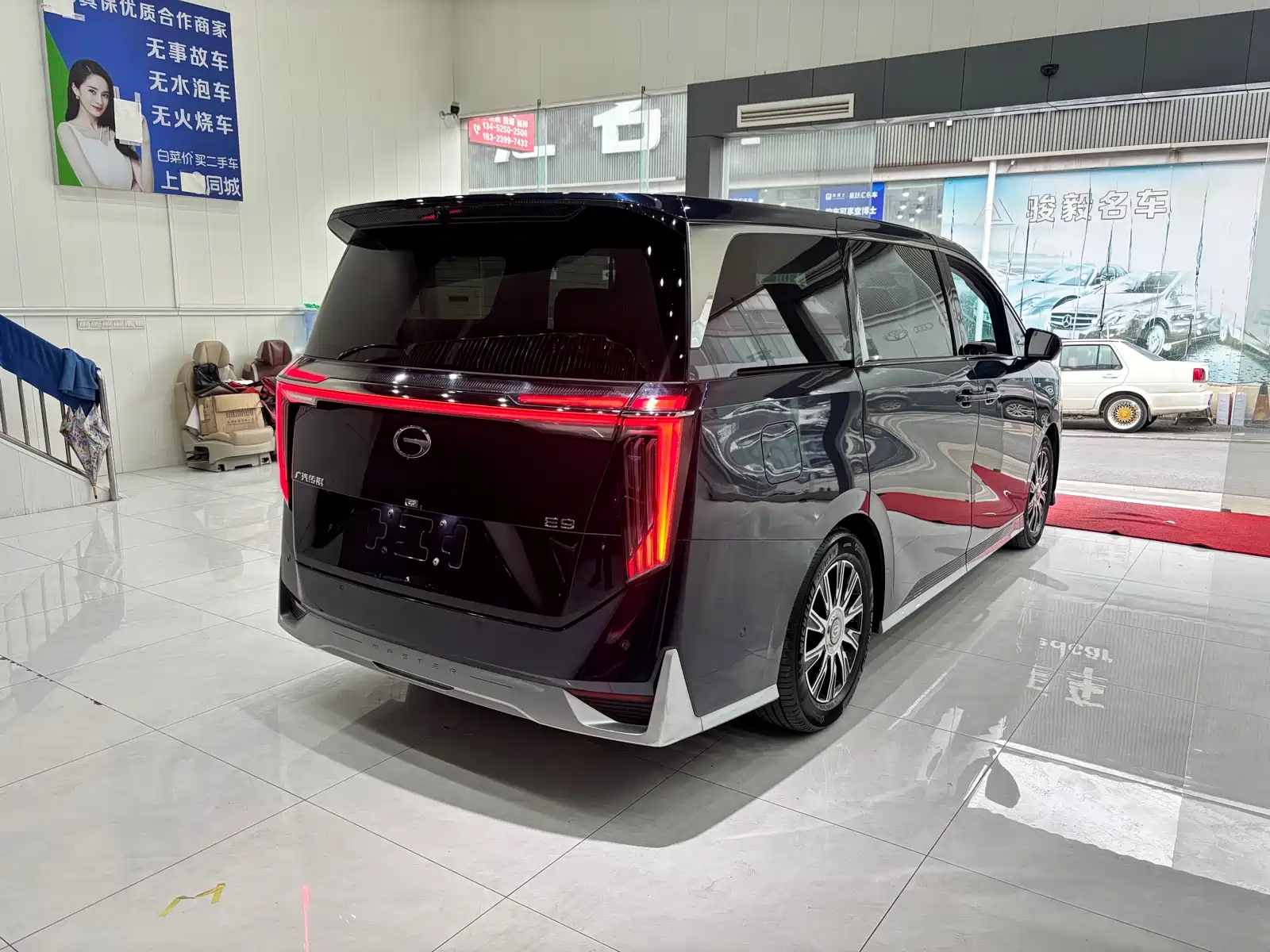 Фото 6 - GAC Trumpchi Trumpchi E9