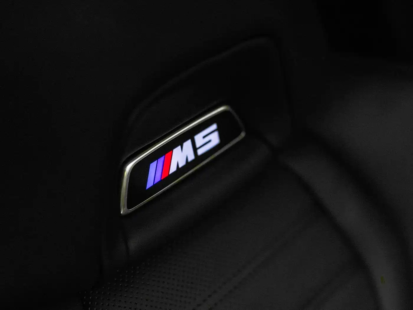 BMW M5 2018 M5 фото 11