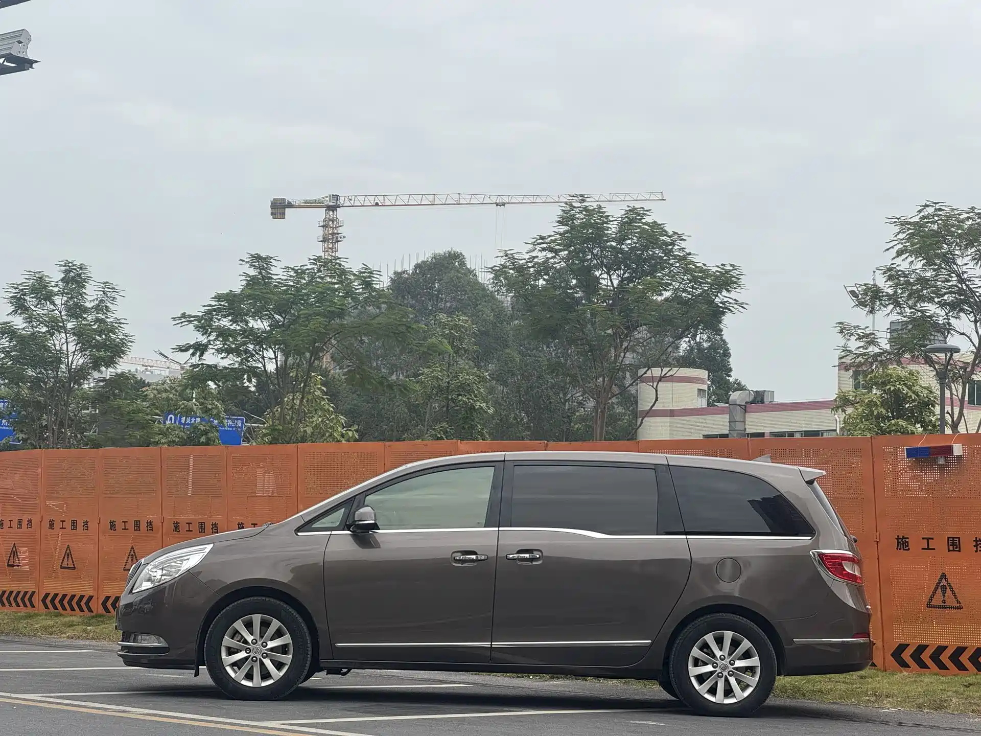 Фото 6 - Buick GL8
