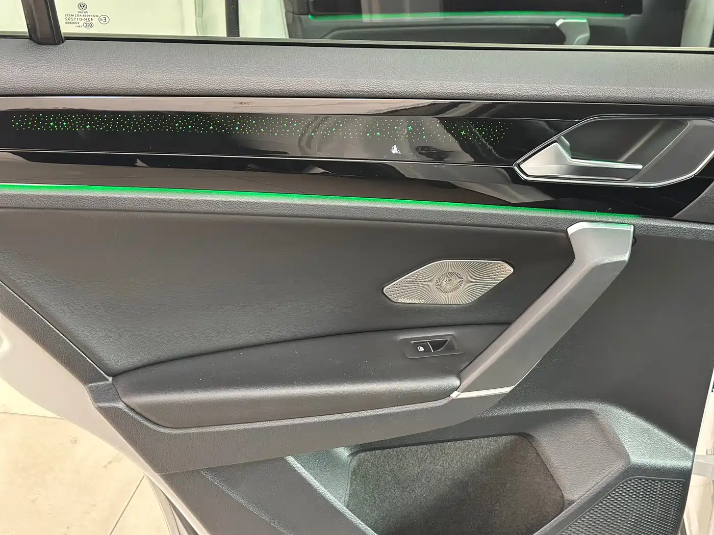 Volkswagen Tayron 2019 330TSI 2WD Luxury China VI фото 8