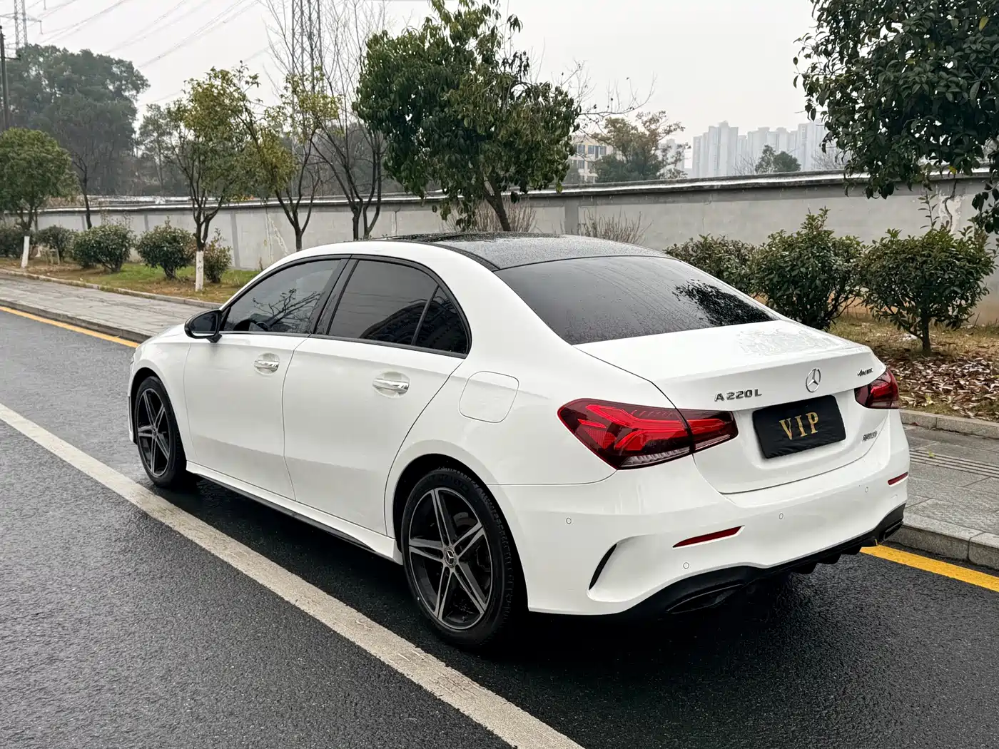 MERCEDES-BENZ A CLASS