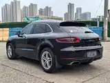 Photo 7 - Porsche Macan