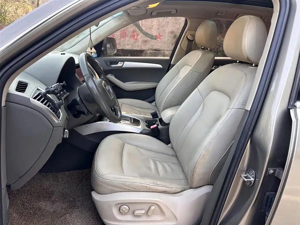 Audi Q5 2011 2.0TFSI Progressive фото 6