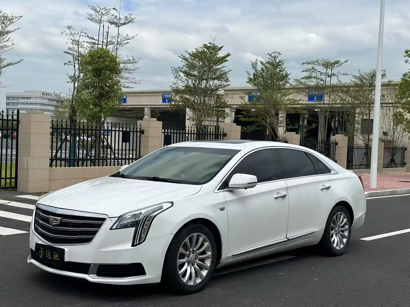 Cadillac XTS 2019 2018 28T Technology
