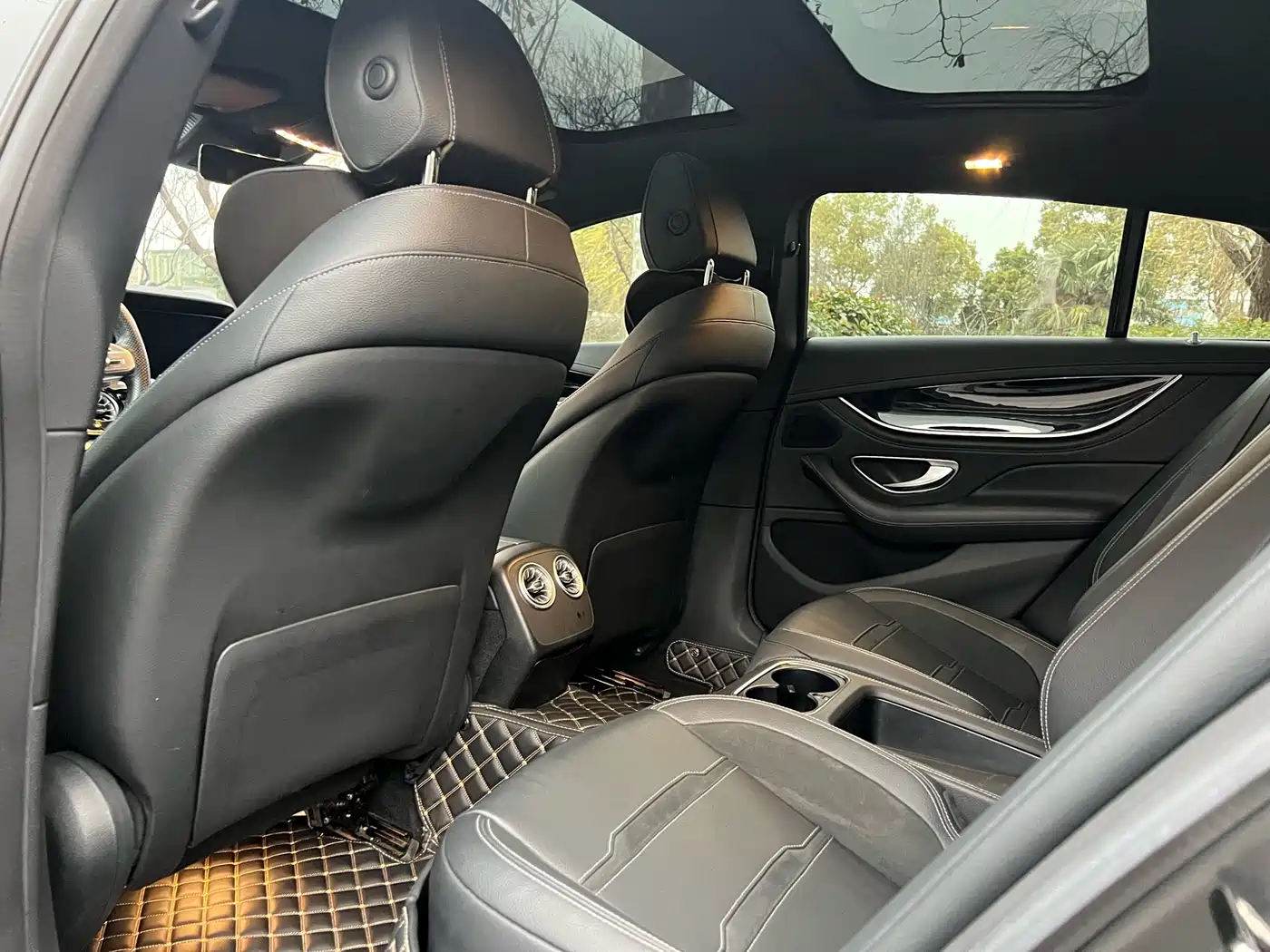 Mercedes-Benz AMG GT 2019 AMG GT 50 4-Door Coupe фото 12