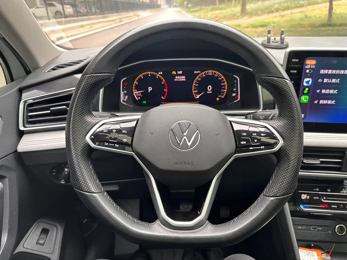Volkswagen Tiguan L 2023 330TSI Auto 2WD Smart Edition фото 12