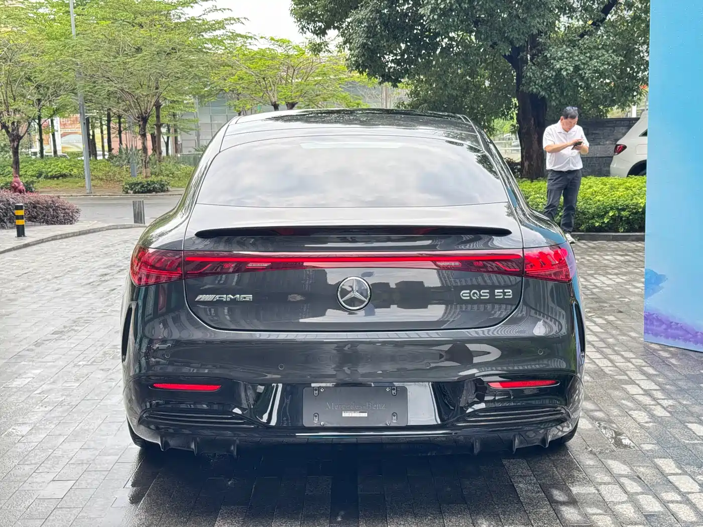 MERCEDES-BENZ EQS AMG