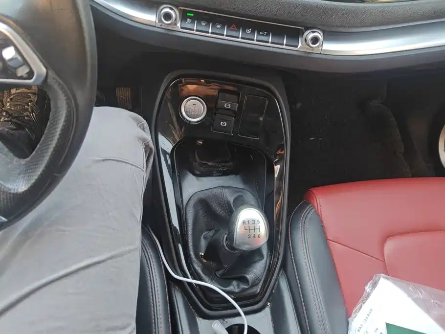Photo 16 - Haval H2s