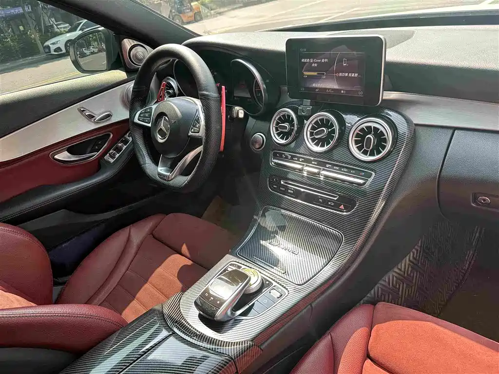 Фото 21 - Mercedes-Benz C-Class