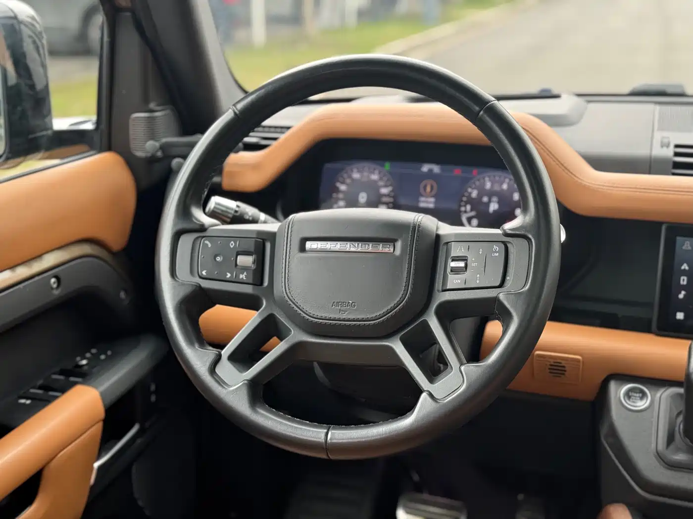 Land Rover Defender 2020 Model 110 P400 X фото 17