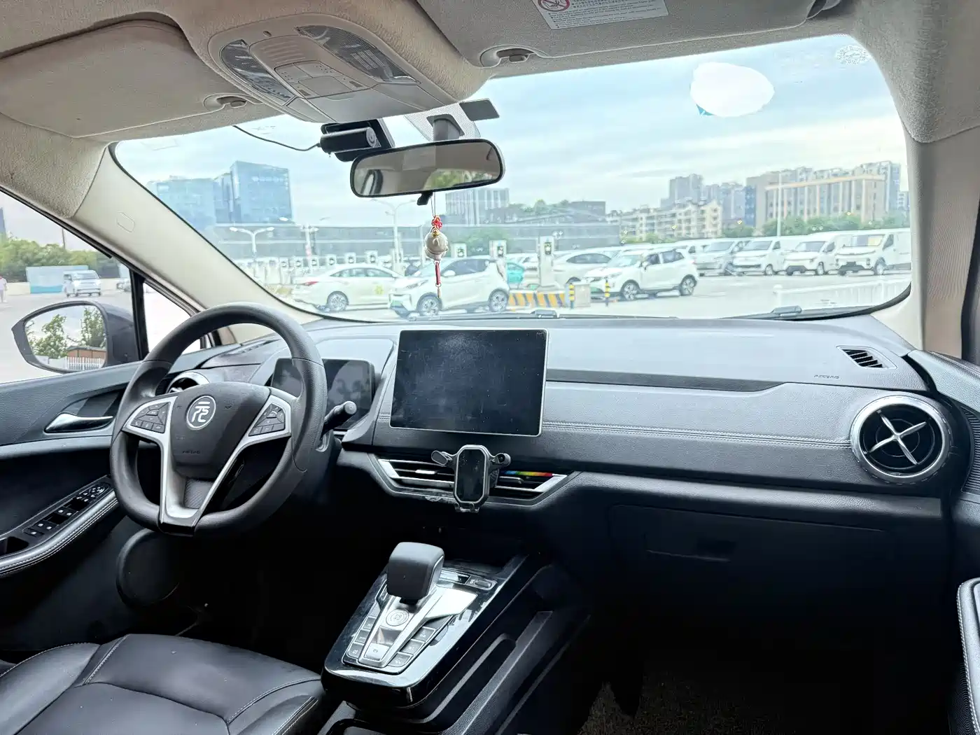 BYD Yuan New Energy 2019 EV360 Smart Connected Premium фото 19