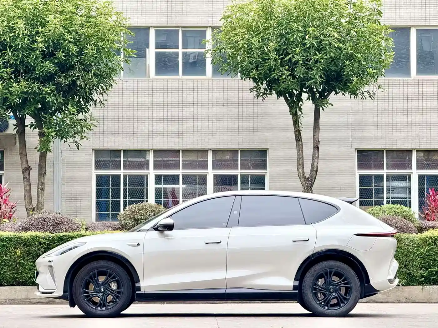 ZHIJI AUTOMOBILE ZHIJI LS7