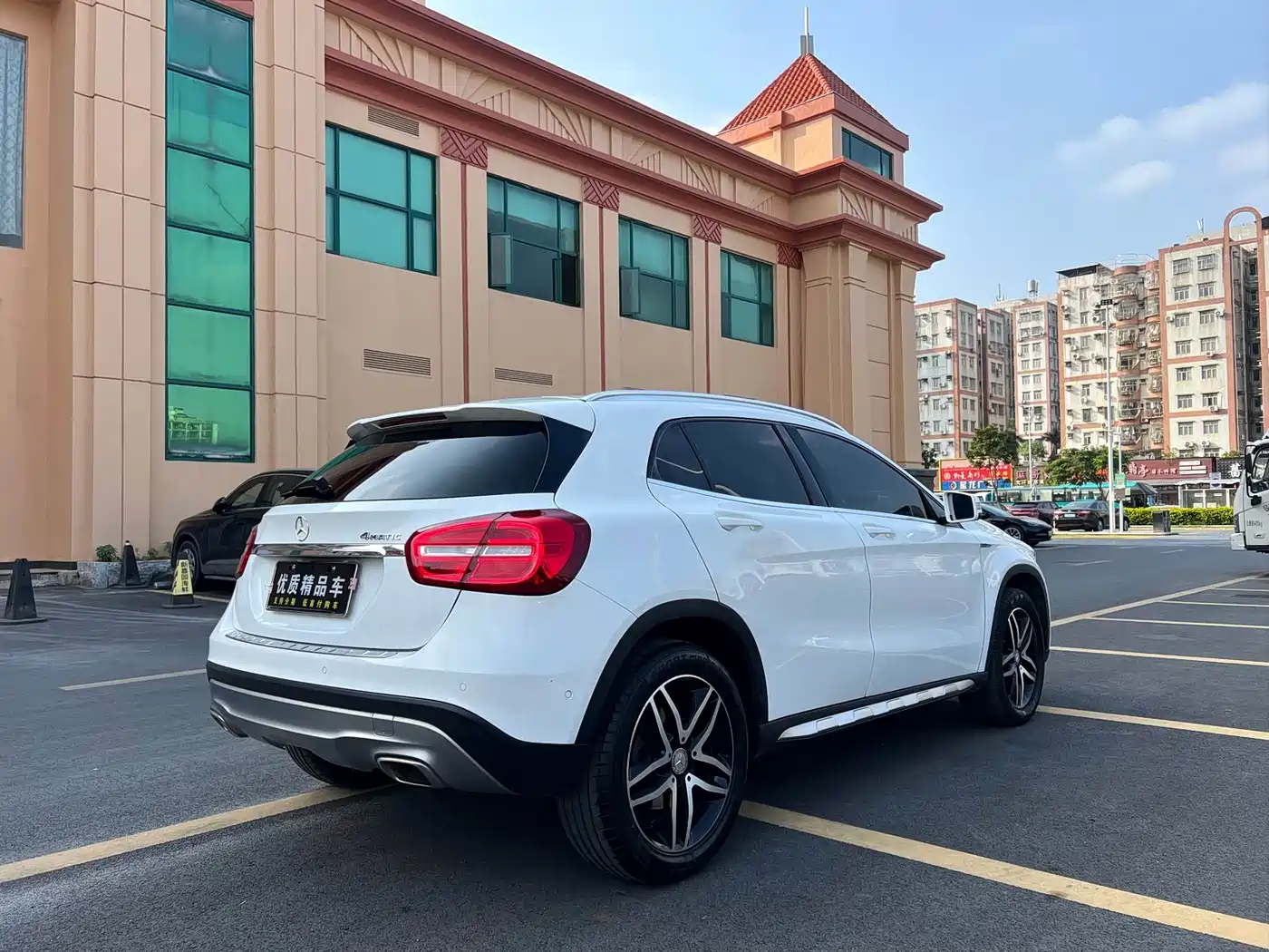 Mercedes-Benz GLA 2017 GLA 220 4MATIC Fashion фото 4