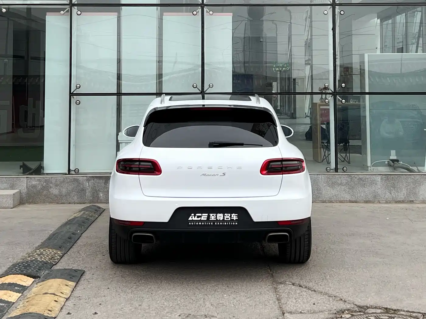 Porsche Macan 2017 Macan 2.0T фото 5
